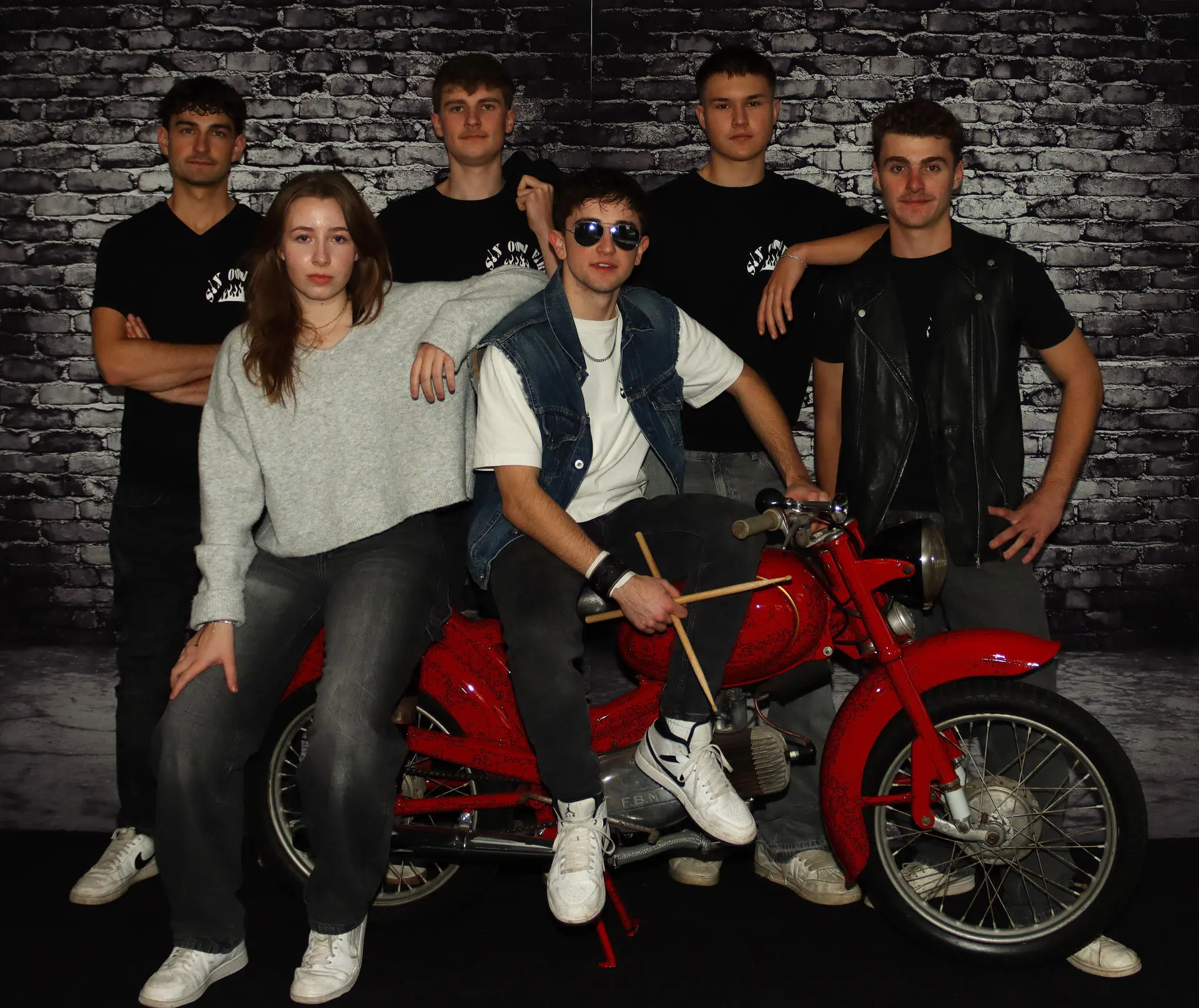 Six on Fire Bandfoto 2
